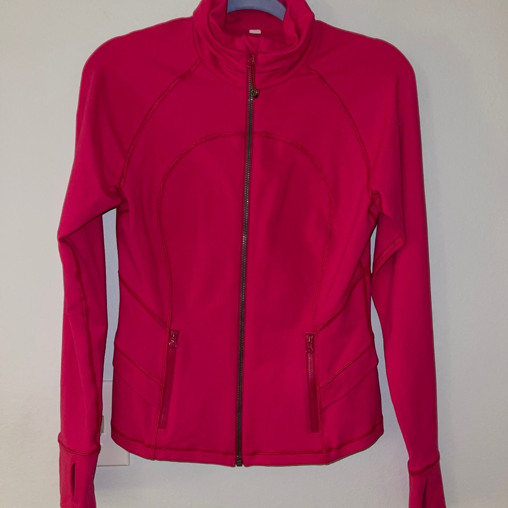 Lululemon • Define Jacket with back ruffle